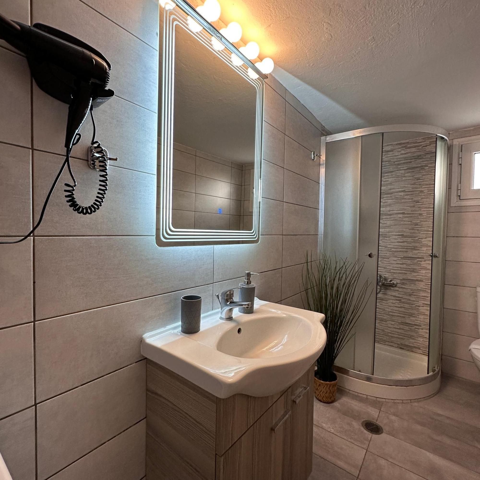 Anemome Deluxe Apartment Szaloniki Kültér fotó